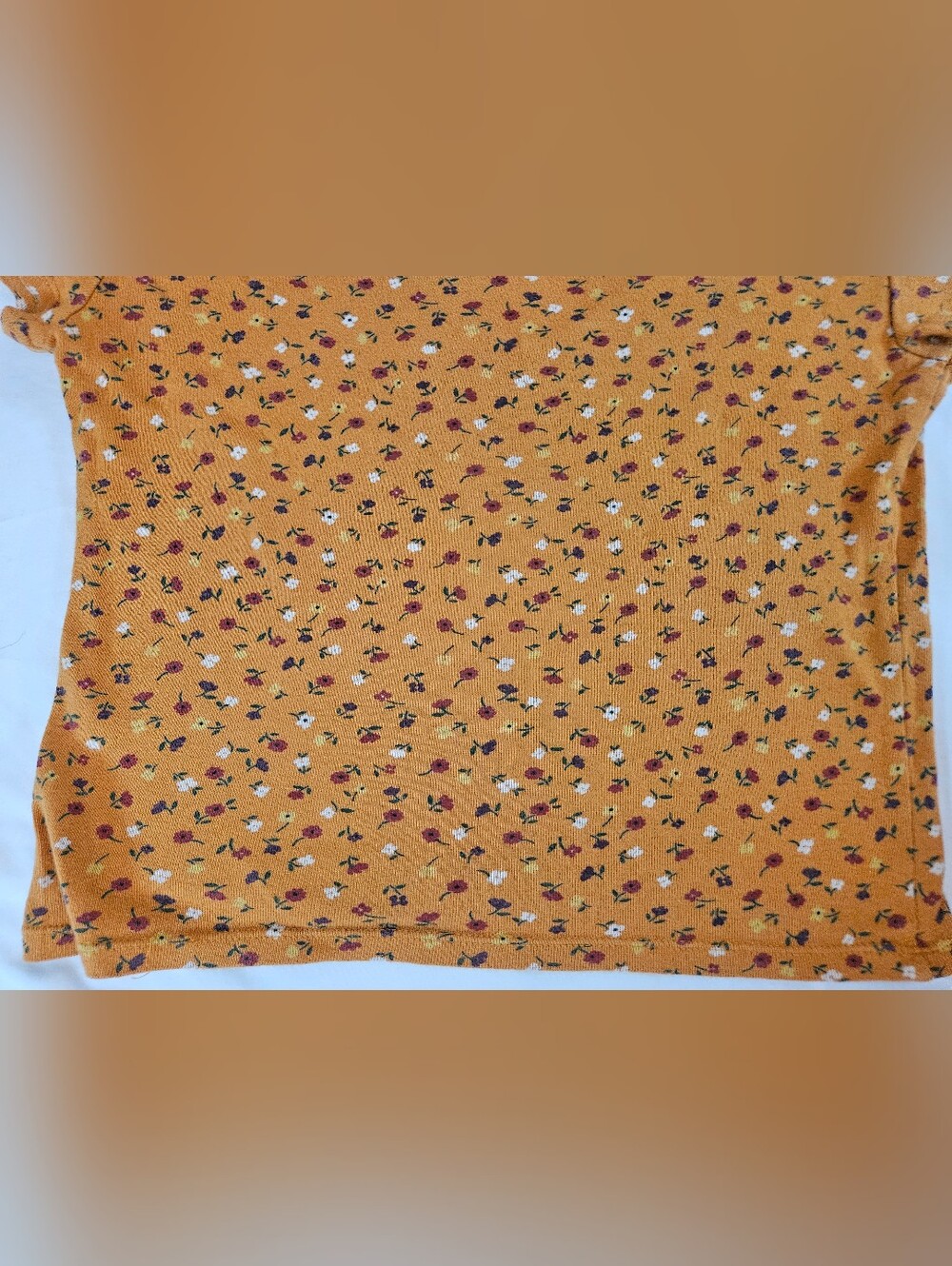 Forever 21 Juniors Mustard Yellow Floral V-neck Short Sleeve Cropped Top Size M - Picture 11 of 12